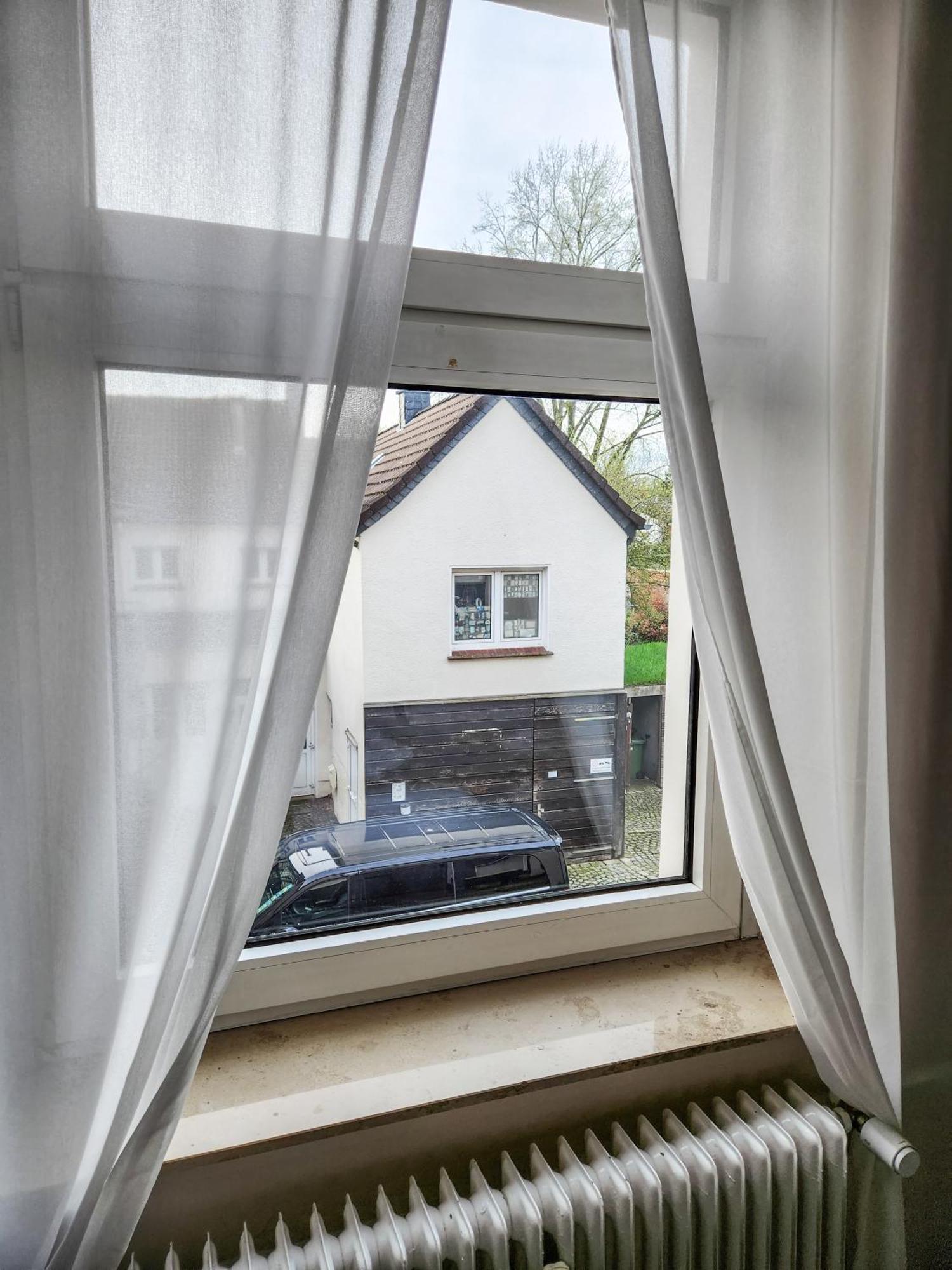 Geli Homes L1 - 2x Zimmer, 2x Kingsize Bett, 1 Bis 4 Personen, Parkplatz, Tv, Wifi, Kueche, Kaffee, Tee Apartment *
